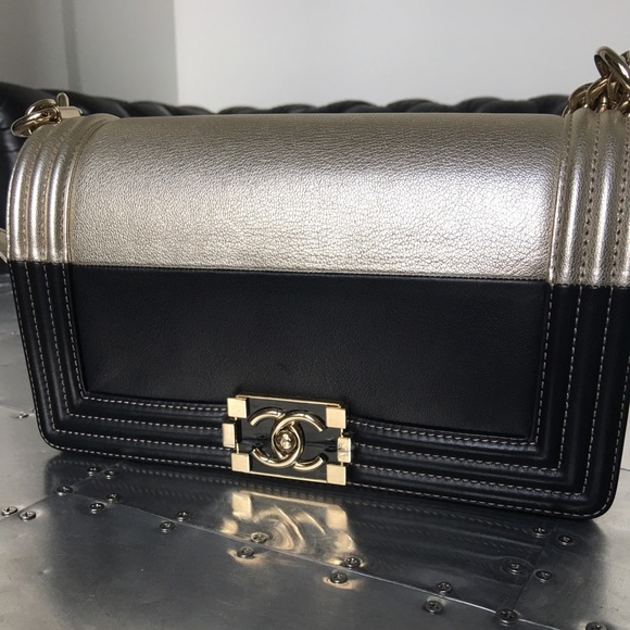 Chanel Bicolor Le Boy Flap Bag - Picture 2 of 14